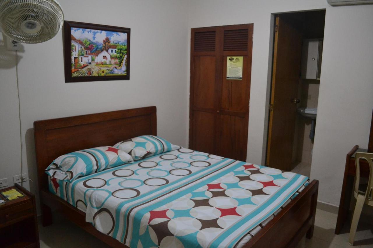 Hotel Granada Inn Barranquilla  Bagian luar foto