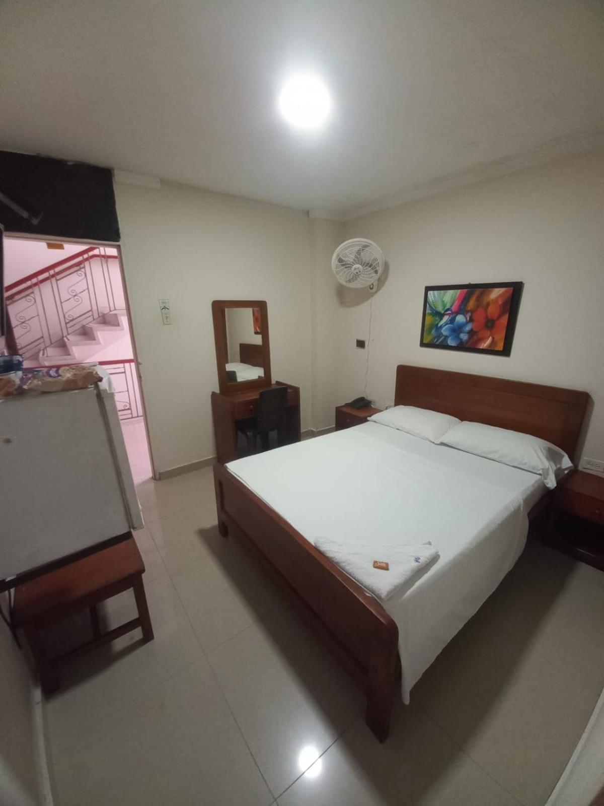 Hotel Granada Inn Barranquilla  Bagian luar foto